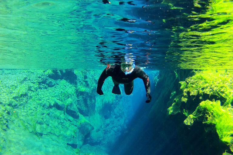 Snorkeling in SIlfra Iceland 6